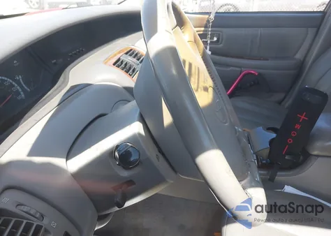 2000 Toyota Avalon Xls из США, поврежденный, VIN 4T1BF28B9YU056513